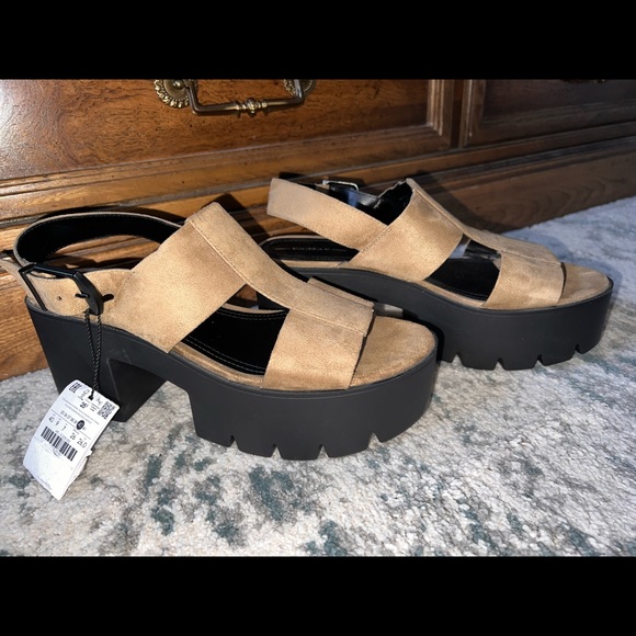 Bershka Suede Platform Wedges - Picture 3 of 6